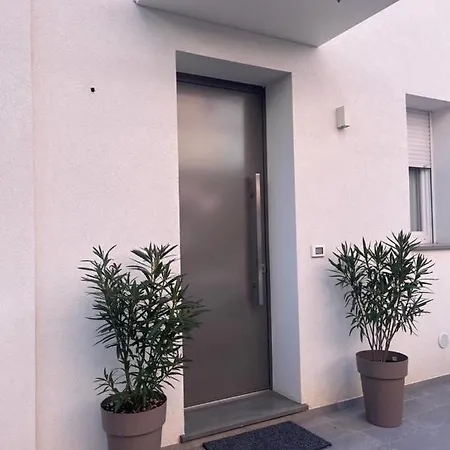 Apartment Tre Leoni *